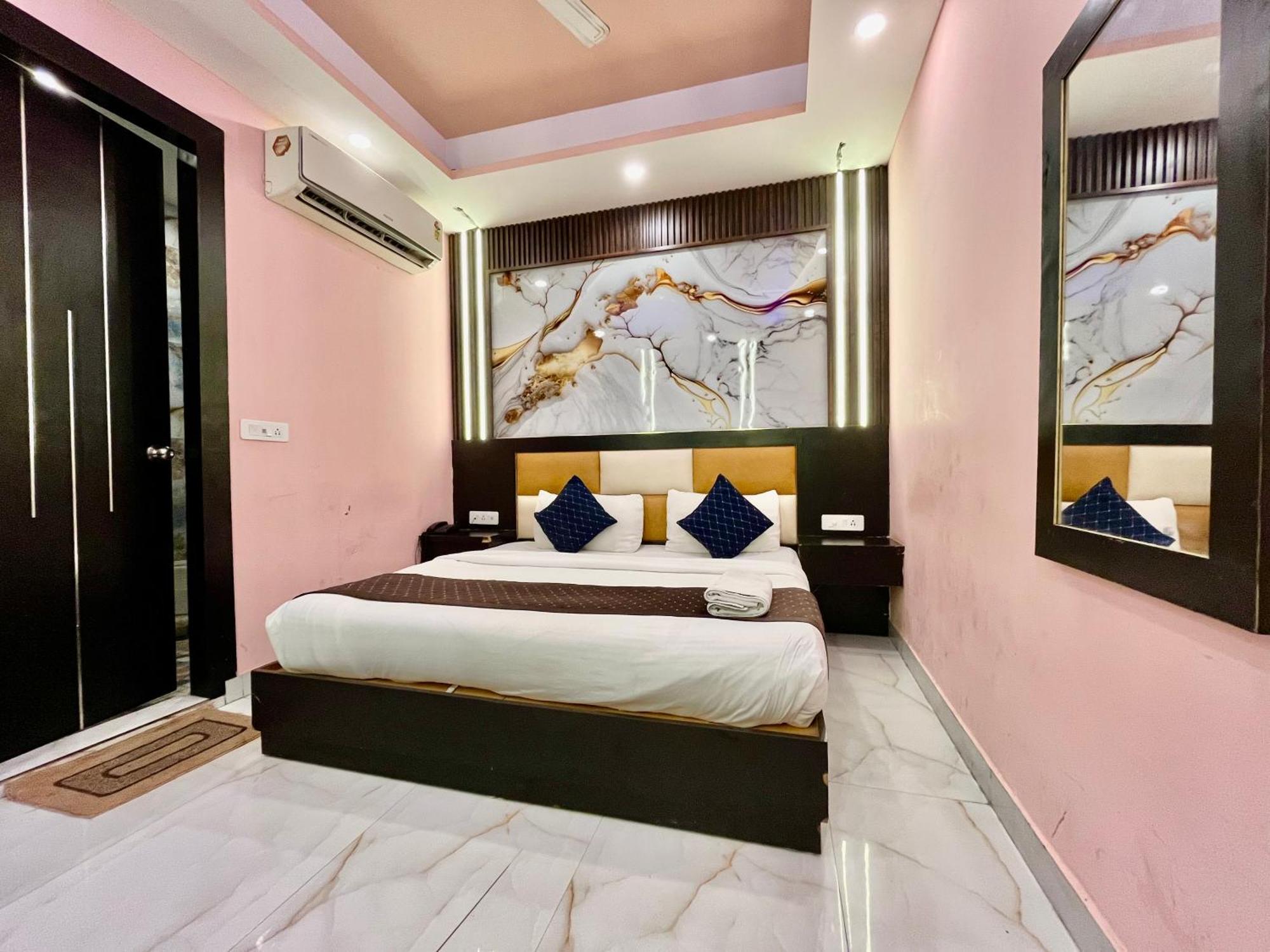 Hotel Jupiter Plaza Delhi Airport Nueva Delhi Exterior foto