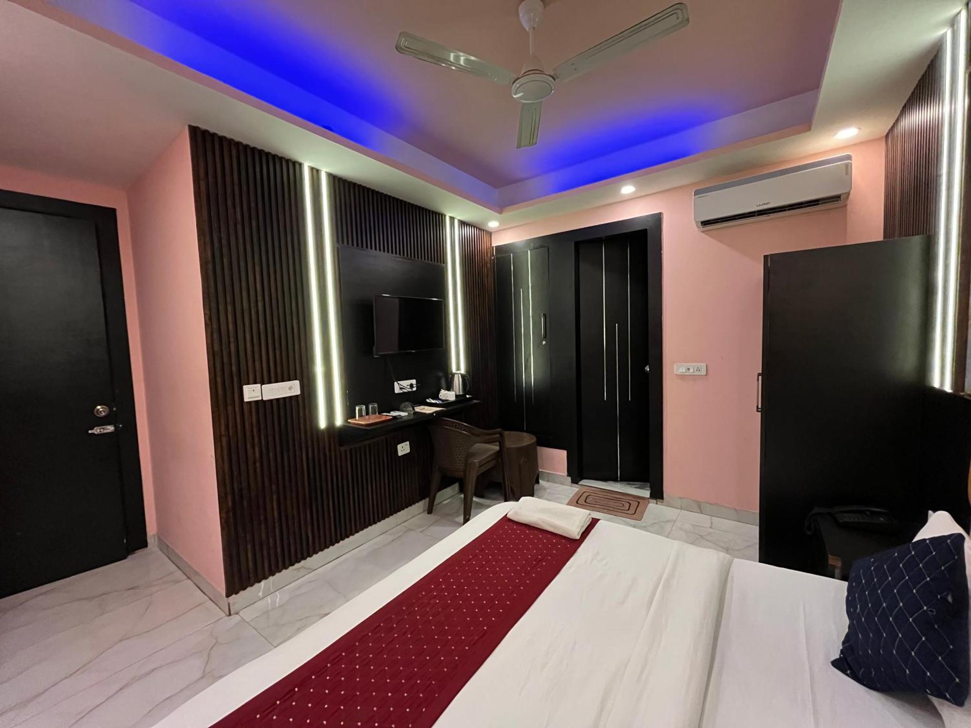 Hotel Jupiter Plaza Delhi Airport Nueva Delhi Exterior foto
