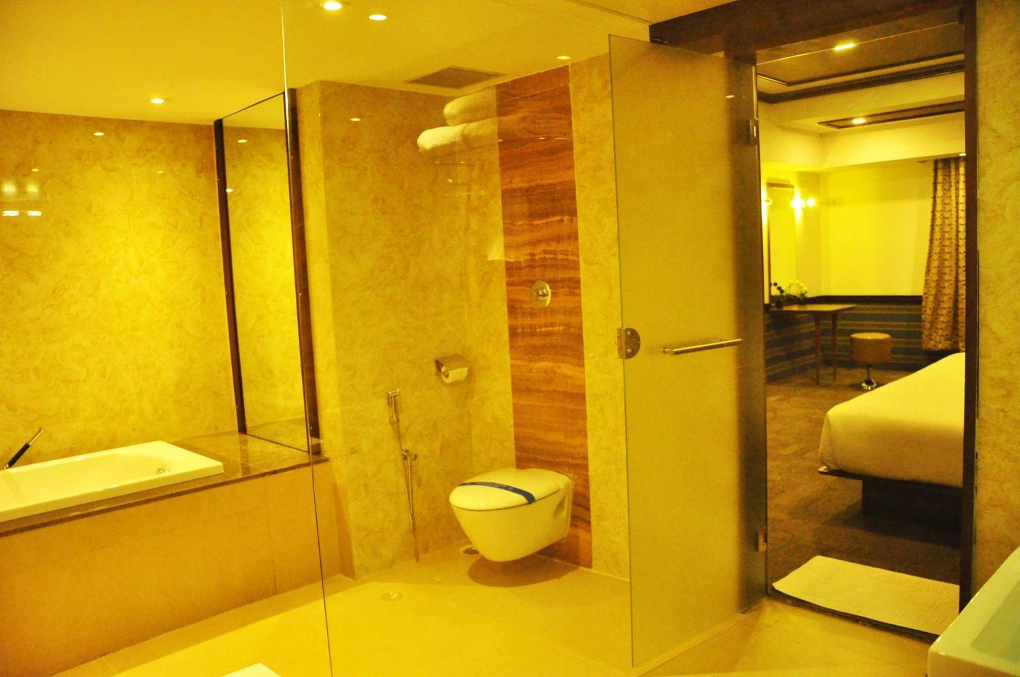 Hotel Jupiter Plaza Delhi Airport Nueva Delhi Exterior foto
